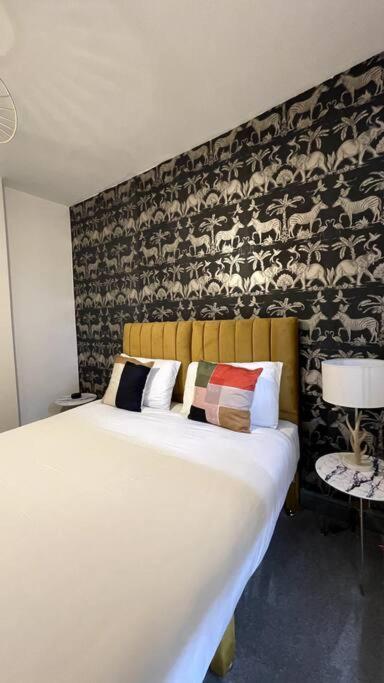 Luxury 2 Bed Duplex Apartment By Yo Room! - Leicester City- Free Parking Exterior foto